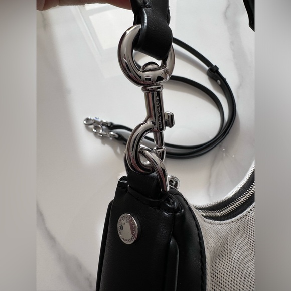 Marc Jacobs Remix Leather Canvas Small Shoulder Hobo Crossbody Bag In Natural - Picture 5 of 10